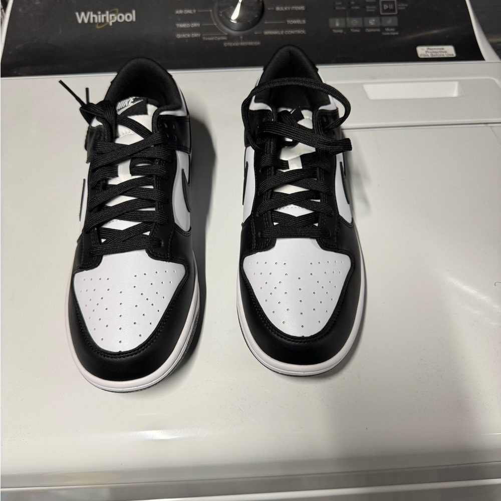 Nike Black and White Sneakers